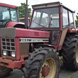 Foto Alcoolemie record la volanul unui tractor neînmatriculat. Agricultor din Olt condamnat după un control pe DJ 604
