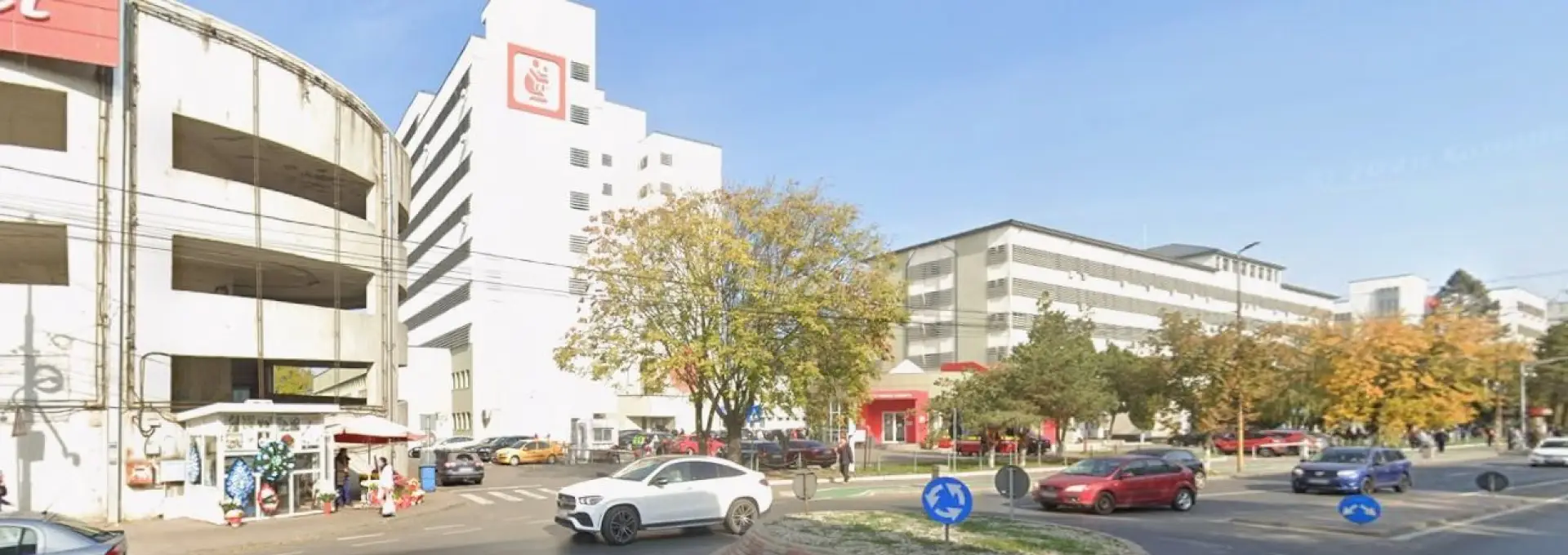 Foto Atenție, șoferi! Trafic restricționat și acces blocat la Spitalul Județean Slatina. Cum vor circula ambulanțele începând de miercuri