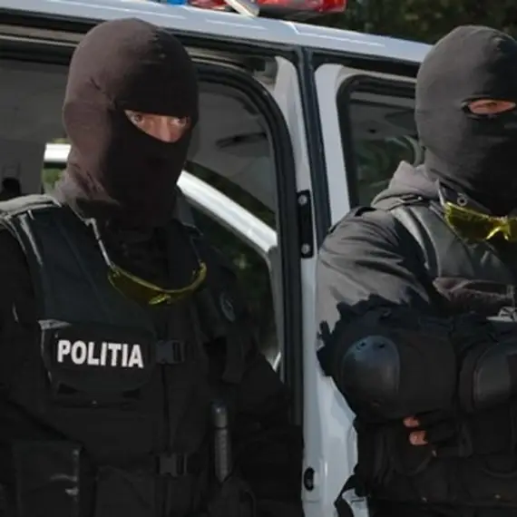 Foto Rețea destructurată la Slatina: Interceptări explozive și condamnări grele pentru traficanții care vindeau „moarte albă”