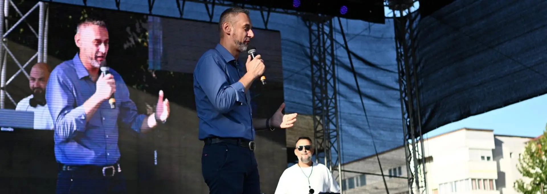 Foto Slatina împlinește 658 de ani în liniște: Primarul De Mezzo a anulat Gala Laureaților și „sărbătorește” orașul doar pe Facebook