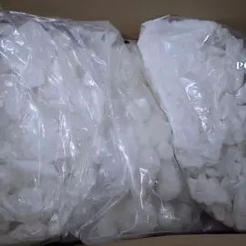 Foto Un tânăr, de 24 de ani, prins în flagrant de DIICOT Craiova cu droguri de mare risc 