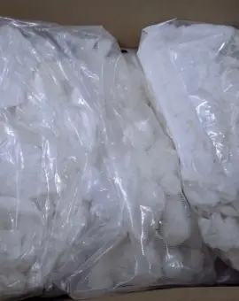 Foto Un tânăr, de 24 de ani, prins în flagrant de DIICOT Craiova cu droguri de mare risc 