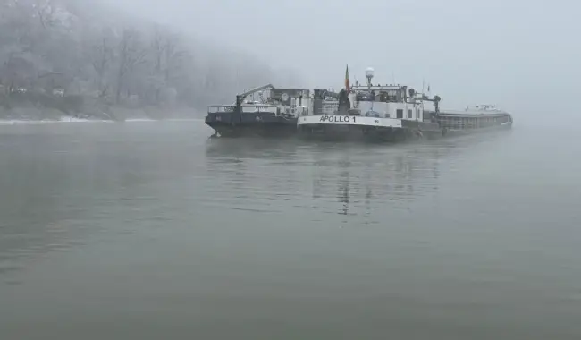 Foto Marinar dispărut în Dunăre, în zona Islaz, căutat cu scafandri și bărci