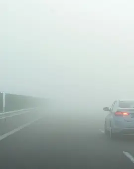 Foto Oltul, sub Cod Galben de ceaţă. Recomandări pentru şoferi