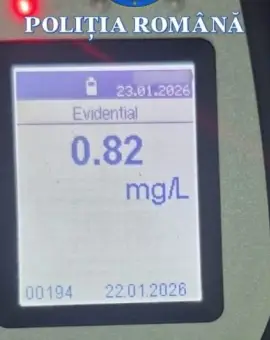 Foto Bărbat prins băut și fără permis la volan, pe o stradă din Slatina