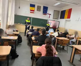 Foto Activități dedicate prevenirii violenței în unitățile de învățământ din județul Olt