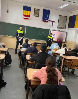 Foto Activități dedicate prevenirii violenței în unitățile de învățământ din județul Olt