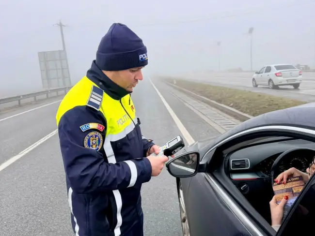Foto Controale pe DN 6, fără infracțiuni la regimul rutier. 23 de autovehicule verificate de RAR