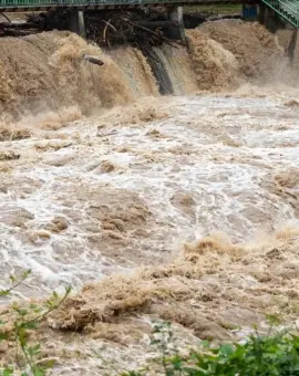 Foto Avertizare hidrologică Cod Galben pe râurile Olteţ şi Teslui, în judeţul Olt