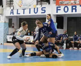 Foto CSM Slatina, înfrângere usturătoare cu CSM Bucureşti