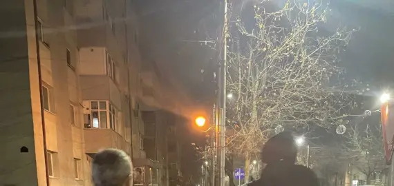 Foto Un bărbat, din Slatina, care se rătăcise, ajutat de jandarmi să ajungă acasă