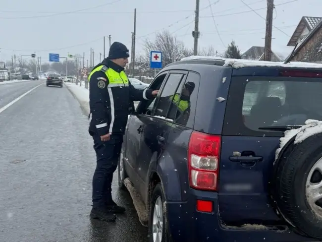 Foto Permise de conducere reținute şi zeci de sancţiuni în urma unei ample acțiuni preventive pe DN 6