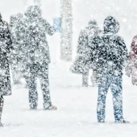 Foto Informare meteo de ninsoare, până miercuri dimineaţă. Cod Galben de vânt, în judeţul Olt, până la ora 14.00