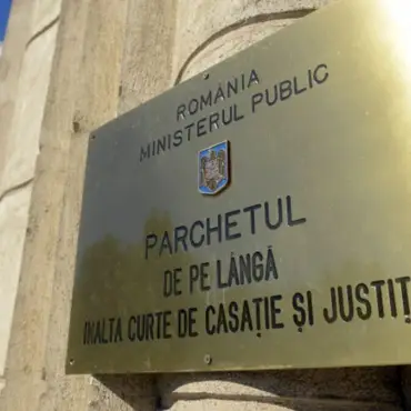 Foto Cine s-a înscris pentru şefia Parchetului General, DNA şi DIICOT