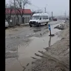 Foto Emil Albotă lansează o campanie inedită la Slatina: „Propun să adoptăm o groapă”. Ironii la adresa infrastructurii rutiere