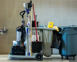 Foto Importanța curățeniei în zonele comune ale unei clinici medicale