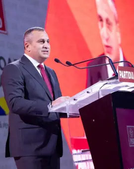 Foto Marius Oprescu (PSD), atac la premierul Bolojan după intrarea în recesiune: „Guvernați cu încăpățânarea berbecului care vede doar zidul. Austeritatea e ca alcoolul contrafăcut”