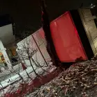 Foto Mașini avariate în Slatina și autocamion răsturnat la Brebeni, în urma ninsorilor căzute