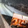 Foto Drumurile din Olt sub zăpadă: Strat de 20 cm și trafic în condiții de iarnă. Intervenţii ale drumarilor (VIDEO)