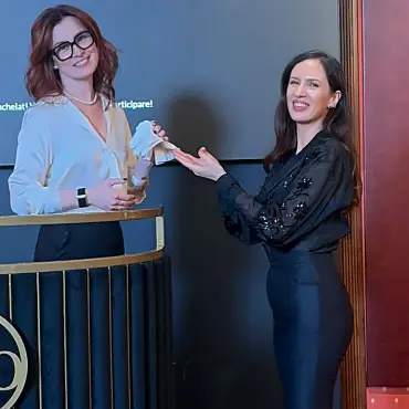 Foto Licitația colecției Darius Vâlcov, un succes răsunător: Vânzări de aproape 800.000 de euro și adjudecare de 100% în doar trei ore (VIDEO)