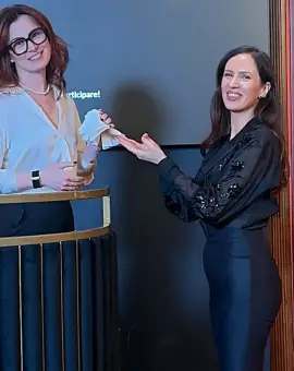 Foto Licitația colecției Darius Vâlcov, un succes răsunător: Vânzări de aproape 800.000 de euro și adjudecare de 100% în doar trei ore (VIDEO)