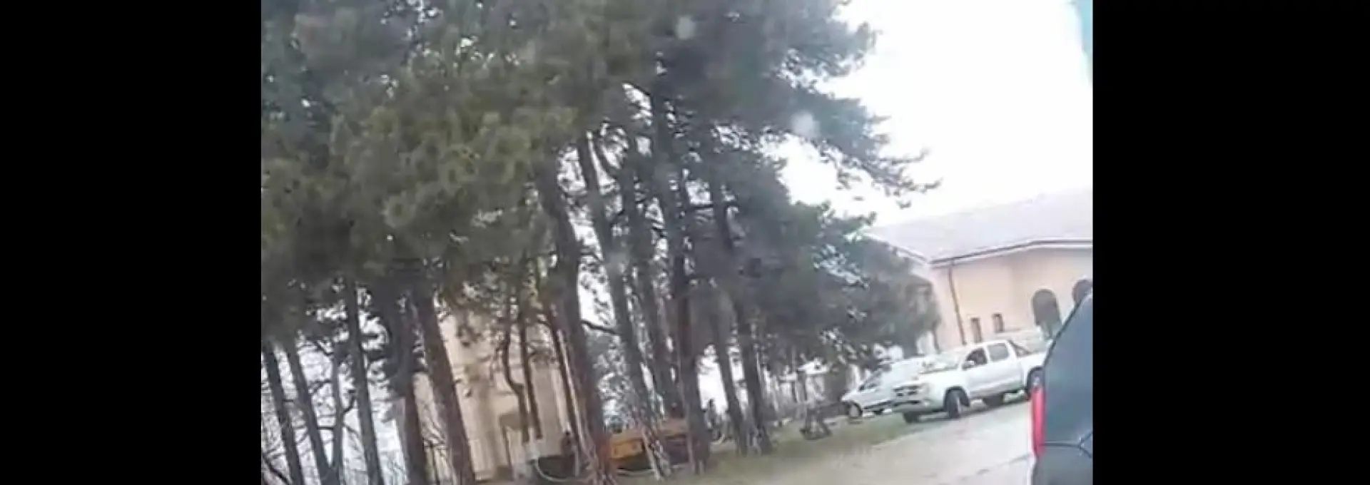 Foto Excavări ilegale pentru crucea lui De Mezzo de pe Dealul Grădişte (VIDEO)