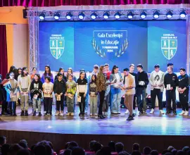 Foto Aproape  800 de elevi și profesori vor fi premiaţi la „Gala Excelenţei în Educaţie” organizată de CJ Olt