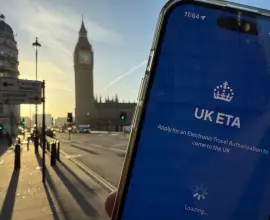 Foto Românii nu mai pot intra în Marea Britanie fără autorizație de călătorie. Cum poate fi completat documentul care le permite accesul în UK