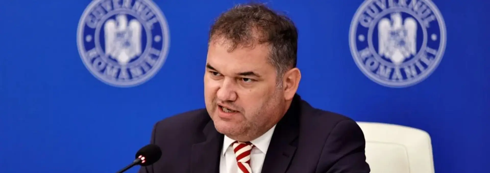 Foto Guvernul limitează numărul de mandate pentru funcţiile publice de conducere și la înalţii funcţionari, prin OUG privind administrația