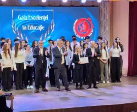 Foto Sărbătoarea performanței la Slatina: sute de olimpici și profesori premiați de CJ Olt, la Gala Excelenței în Educație