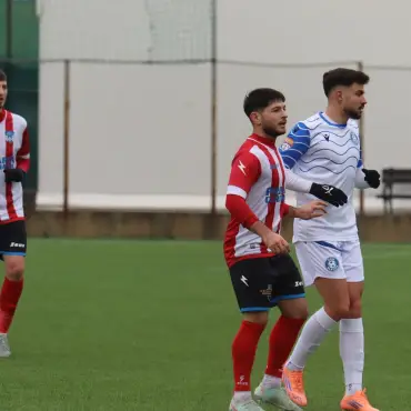 Foto Oltul Curtişoara, meci pe teren propriu cu Progresul Spartac