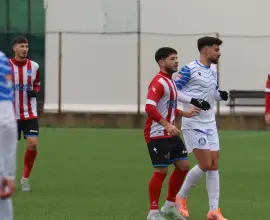 Foto Oltul Curtişoara, meci pe teren propriu cu Progresul Spartac