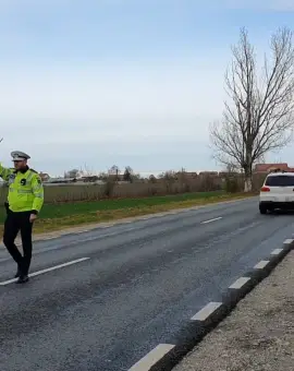 Foto Şofer băut depistat în comuna Nicolae Titulescu, iar altul cu permisul suspendat la Grojdibodu