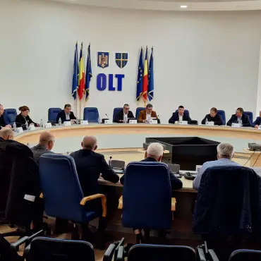 Foto Consiliul Județean Olt investește masiv în drumuri: Cofinanțare aprobată pentru continuarea proiectelor „Anghel Saligny”