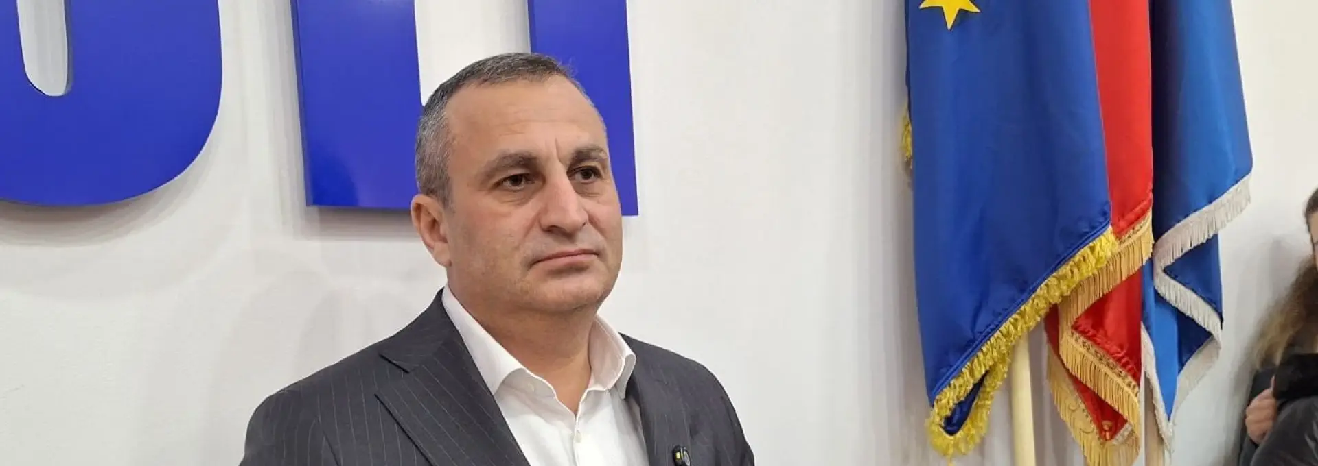 Foto Marius Oprescu anunță că va vota pentru scoaterea din Guvern a USR și a lui Ilie Bolojan