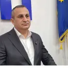 Foto Marius Oprescu anunță că va vota pentru scoaterea din Guvern a USR și a lui Ilie Bolojan
