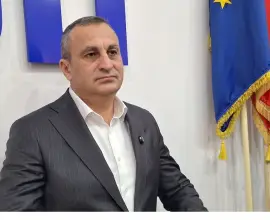 Foto Marius Oprescu anunță că va vota pentru scoaterea din Guvern a USR și a lui Ilie Bolojan