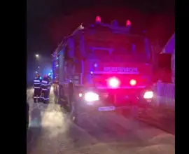 Foto Explozie la Brebeni. Un bărbat a ajuns la spital (VIDEO)