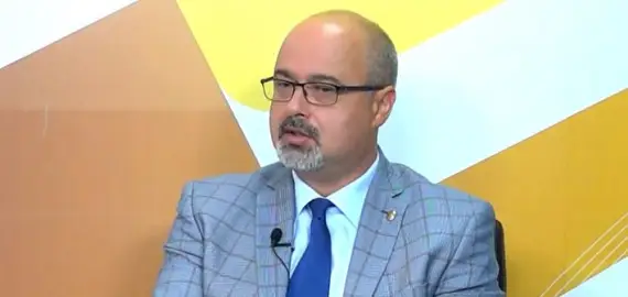 Foto Emil Albotă urmează să fie numit în funcţia de prefect de Olt