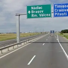 Foto Accident pe Drumul Expres. Traficul rutier este blocat spre Craiova