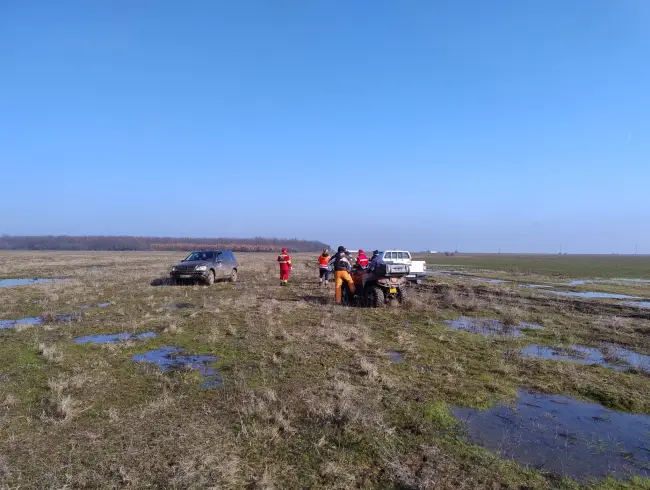 Foto Accident grav de ATV pe un câmp din Bălteni: Un bărbat de 37 de ani, transportat cu elicopterul la Craiova (FOTO&VIDEO)