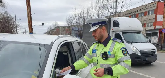 Foto Dosar penal pentru un tânăr prins băut la volan, în Balș