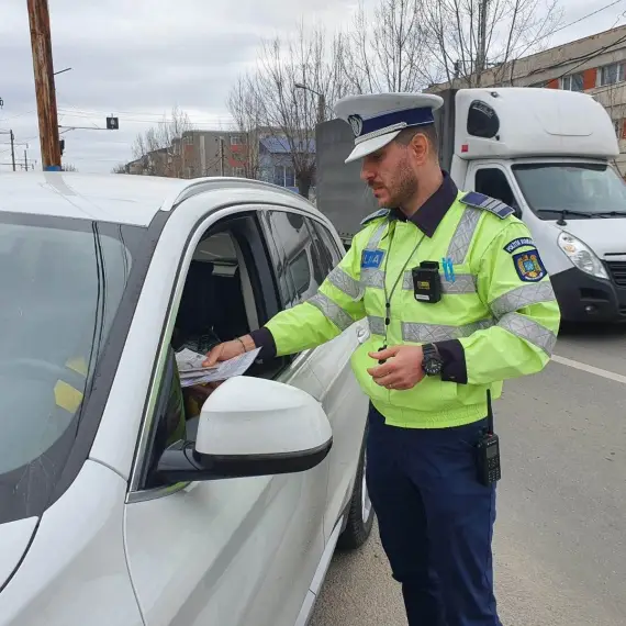 Foto Dosar penal pentru un tânăr prins băut la volan, în Balș