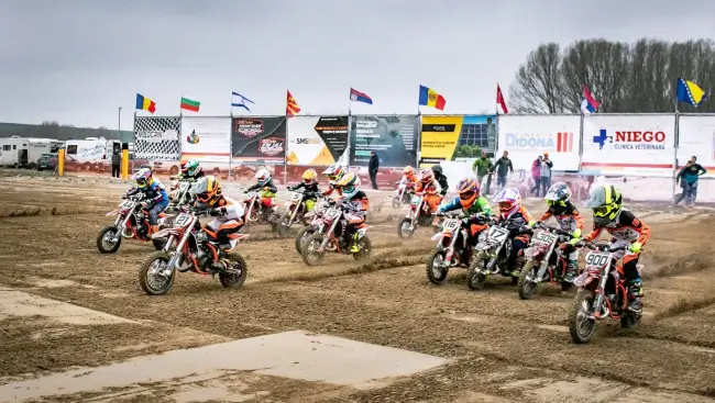 Foto Spectacol total la Oltenia Racing Park: Campionatul Balcanic și Național de Motocross vin în județul Olt