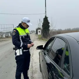 Foto Şofer, din Caracal, lăsat fără permis după ce a fost depistat cu 173 km/h în comuna Leu
