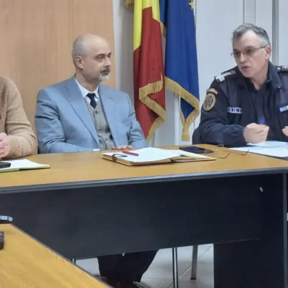 Foto Alertă în Slatina: Decizii de ultimă oră ale CJSU Olt după alunecarea de teren de pe strada Grădiște