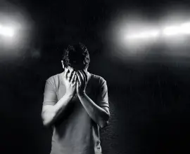 Foto Șocul care paralizează mintea. Cazul tatălui din Olt care a orbit și a asurzit în ziua nunții fiului