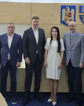 Foto Problemele cu energia electrică în Olt, în atenţia prefectului şi a preşedintelui CJ: Dialog decisiv cu șefii Distribuție Energie Oltenia