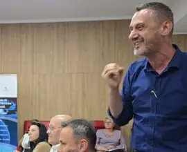 Foto Scandal la Primăria Slatina: Mario De Mezzo blochează reducerea taxelor printr-un șantaj administrativ