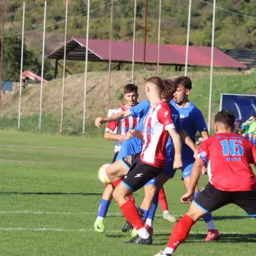 Foto Oltul Curtişoara, duel pe teren propriu cu ultima clasată